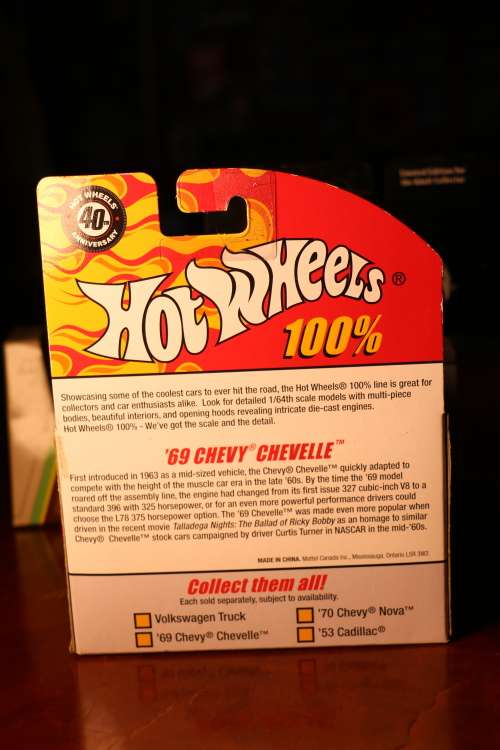 2007 100% HOT WHEELS 40th Anniversary Diecast Model - '69 Chevy Chevelle