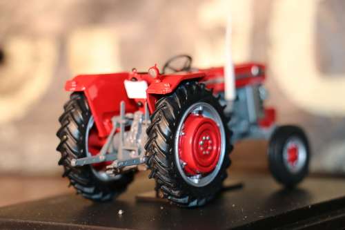 Hachette Diecast Tractor Models - Massey Furguson 175 - 1968
