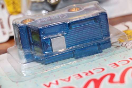 2011 HOT WHEELS Premium Diecast Model -Carvel Ice Cream - Ice Cream Truck