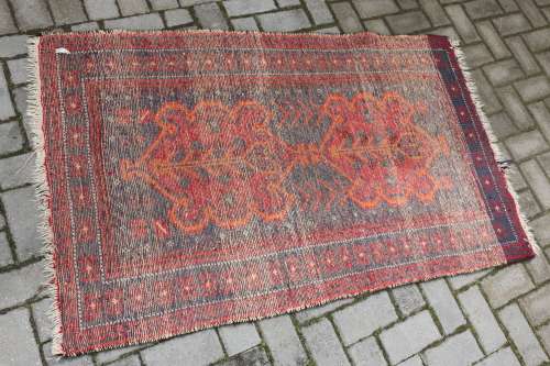 Beautiful Warn Persian Carpet 95 x 148 cm