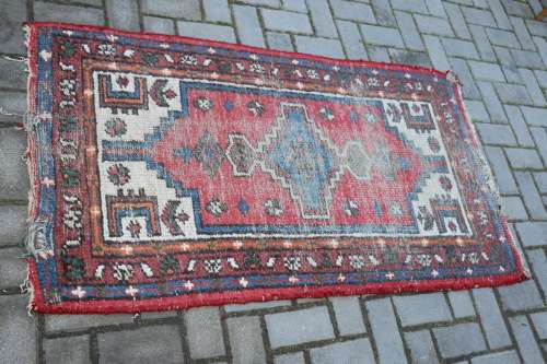 Beautiful Warn Persian Carpet 84 x 150 cm