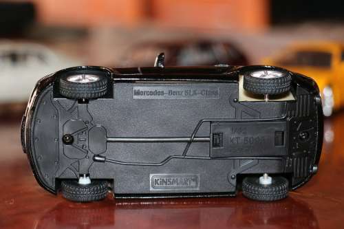 Kinsmart Collectors Die Cast Models - Mercedes Benz SLK