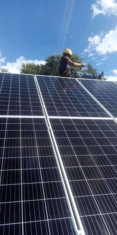 Canadian 660W mono solar panels