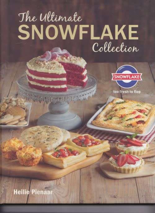 THE ULTIMATE SNOWFLAKE COLLECTION by Heilie Pienaar