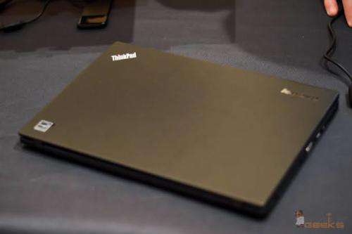 Lenovo Thinkpad T460 Intel core i5(6th gen) 8GB ram.