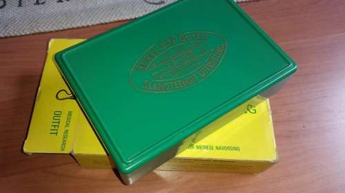 NOS vintage South African Institute for Medical Research snake bite kit