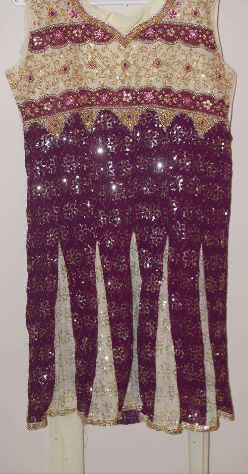 Stunning Purple and Cream Indian Punjabi XL
