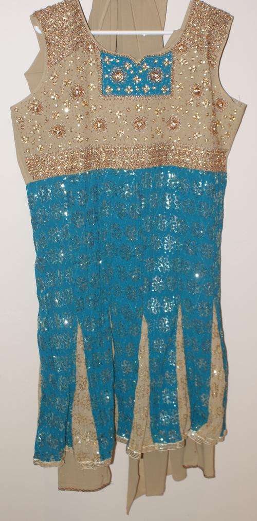 Lovely Turquoise and Oatmeal Indian Punjabi XL