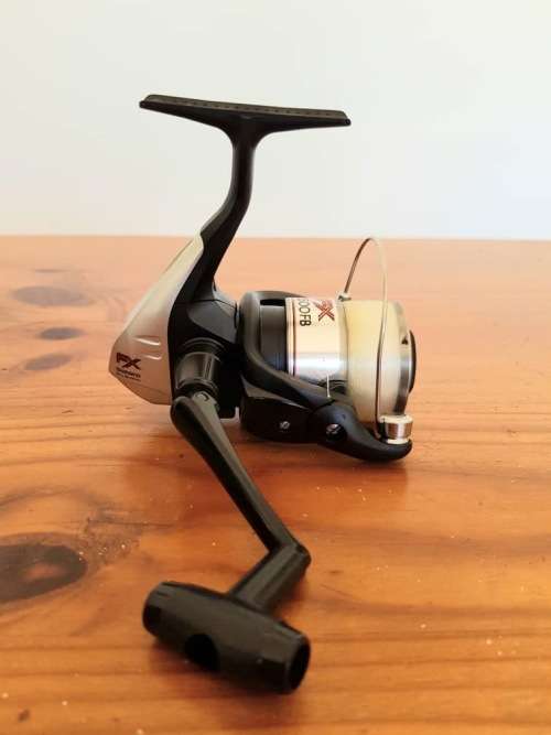 SHIMANO FX 2500FB REEL