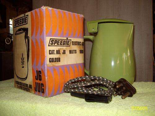 Speedie Electric Jug Olive Green