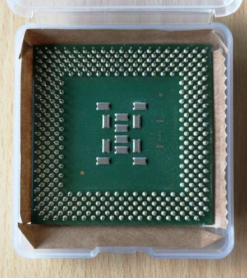 Intel Pentium 3 700Mhz CPU (Socket 370)