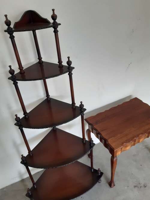 Vintage dislpay unit & side table