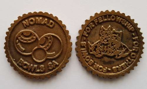 NOMADS BOWLS  - "TOSSING" TOKEN