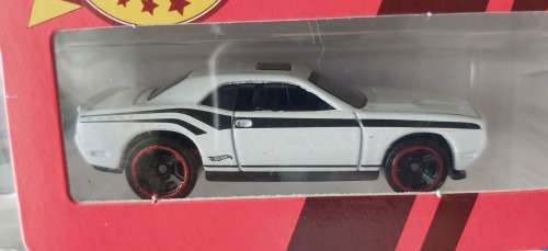 HOT WHEELS 9 - HOT WHEELS `HOT ROD` EDITION 2020 - 1:64 GIFT PACK of 9 HOT WHEELS MODELS