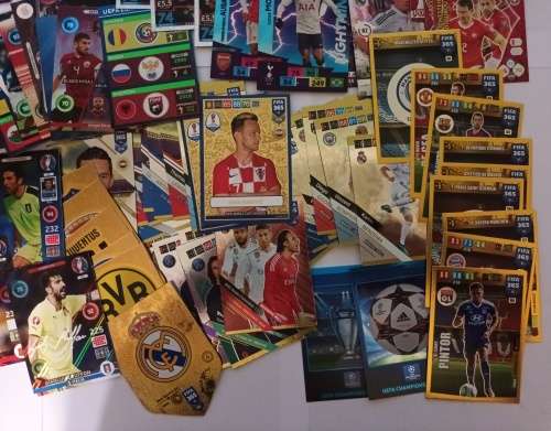 FOOTBALL TRADING CARDS - TOPPS and PANINI - LOT of 50 `FOILS`TRADING  CARDS - VARIOUS COLLECTIONS B