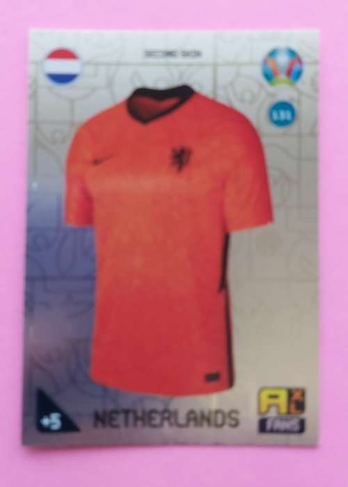 NETHERLANDS - PANINI  `EURO 2020 KICK OFF` -  FOIL `SECOND SKIN FANS` TRADING CARD 131
