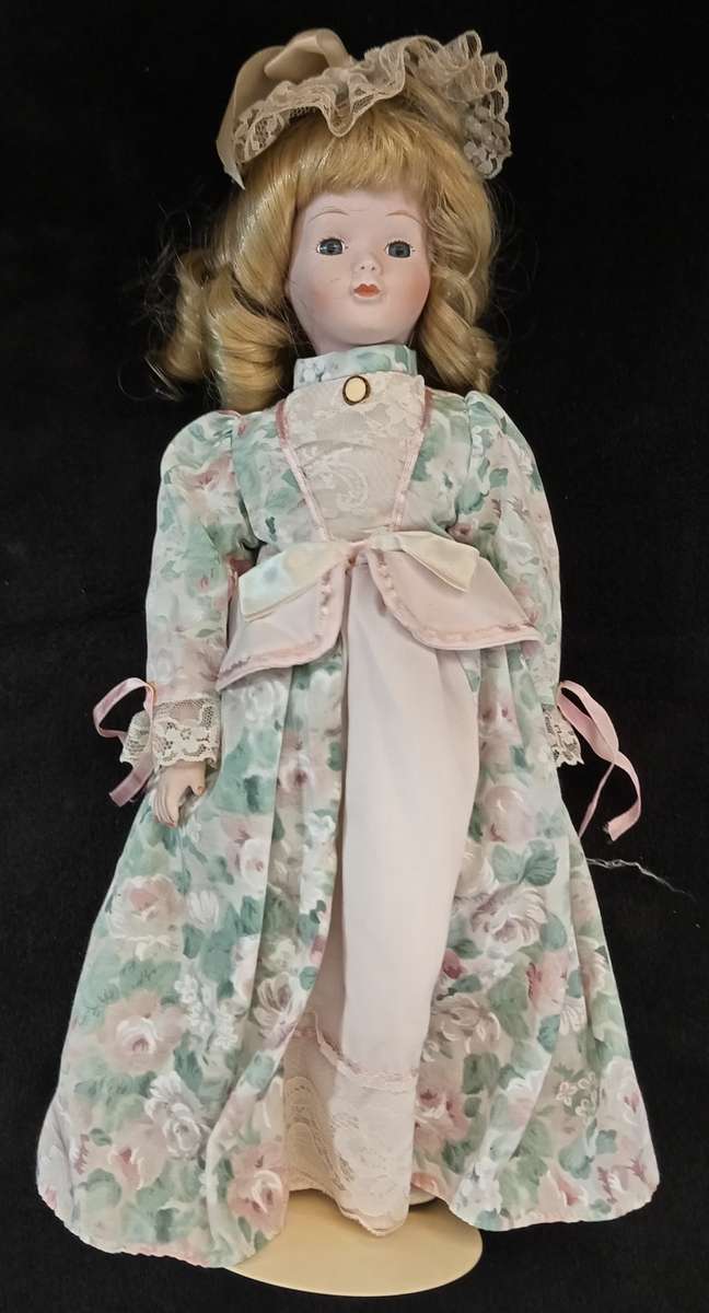 PORCELAIN ANTIQUE DOLL - 35cm TALL - Good Condition