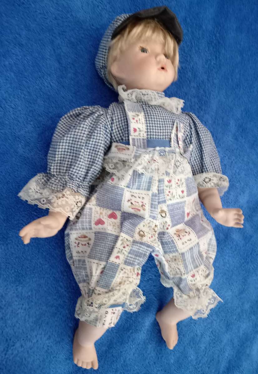 PORCELAIN ANTIQUE DOLL - 38cm TALL - EXCELLENT DETAIL - Good Condition