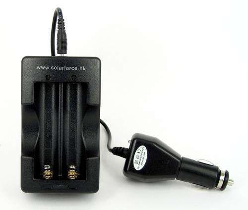 Charger for  batteries 18650 3.7V