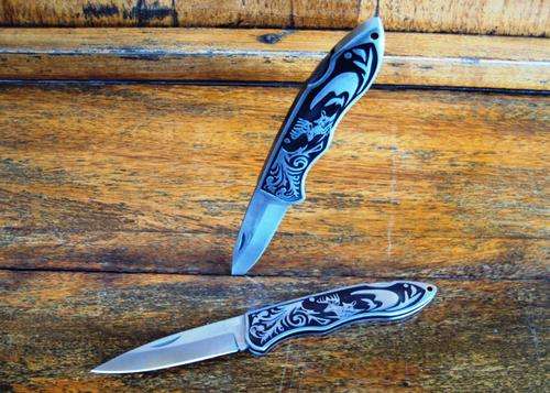 Boda Stainless lock knife with Animal embossed stainless handle