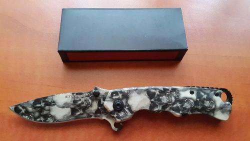 Strider Skull Flick Knife
