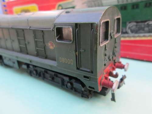 HORNBY DUBLO BR D8000 DIESEL LOCO