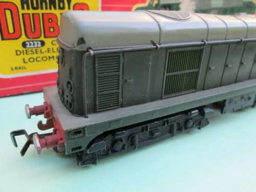 HORNBY DUBLO BR D8000 DIESEL LOCO