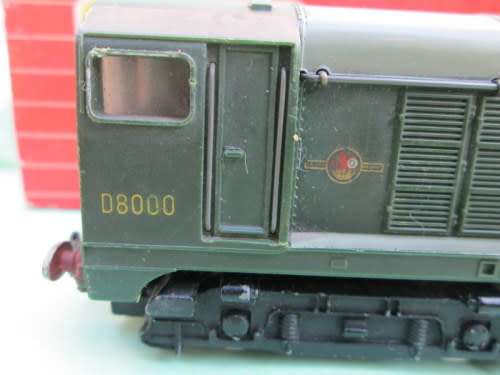 HORNBY DUBLO BR D8000 DIESEL LOCO
