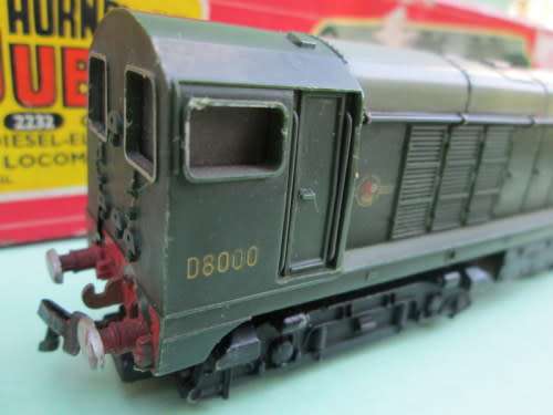 HORNBY DUBLO BR D8000 DIESEL LOCO