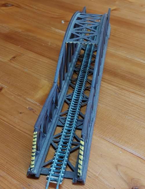 Vintage N scale bridge
