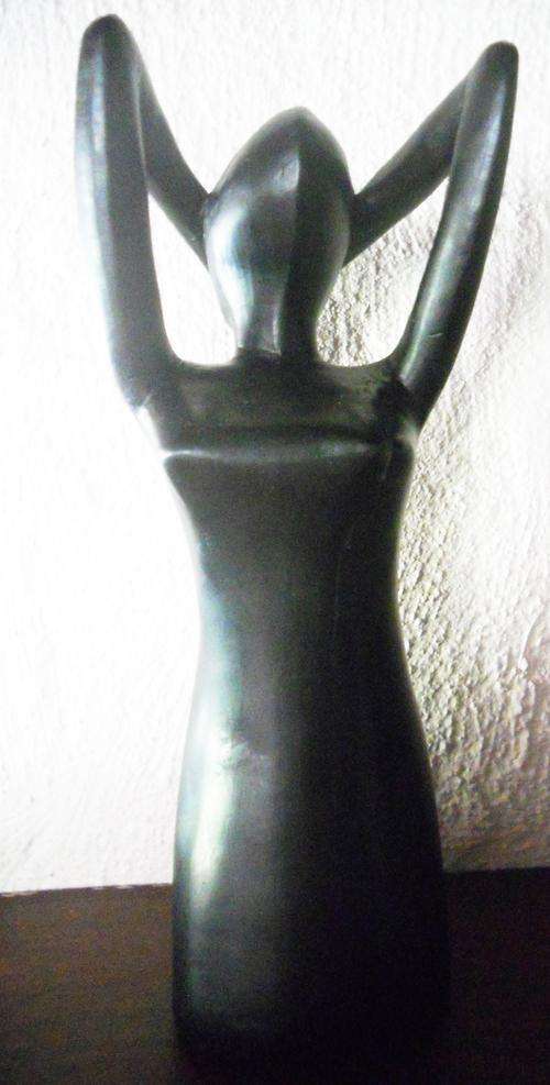 East Africa Ebony carving - Lady: IMAGINE THIS BEATFUL PIECE IN YOUR HOME!!!