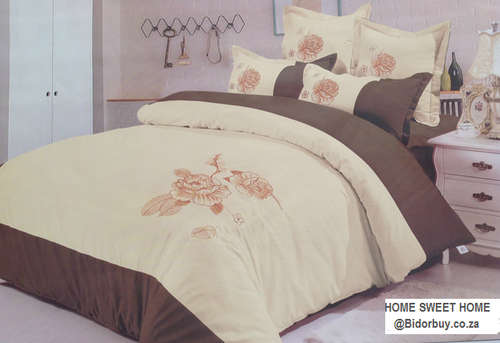 6 Piece Duvet Cover Set, Soft Cotton Feel with Embroidery Detail
