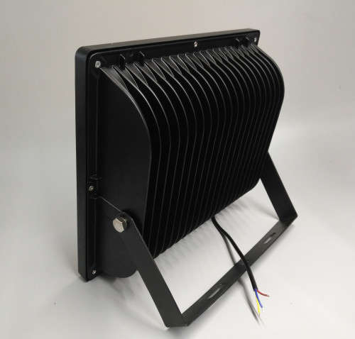 *ON SALE*100w LED Flood Light Outdoor Cool White IP65-2 Year Warranty