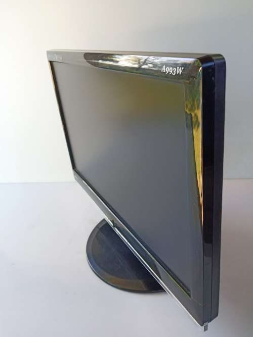 MONITOR TOPVIEW A993W  18.5`` LCD. USED. (Please read description)