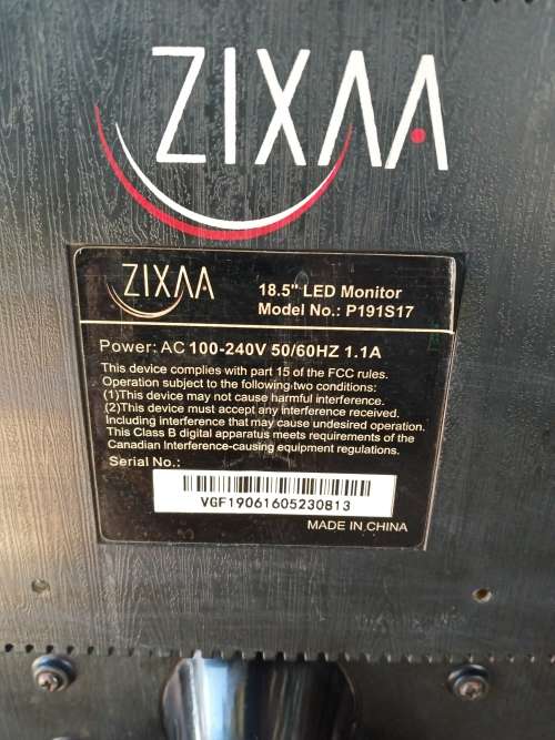 MONITOR ZIXAA 18.5``  P191S17 LCD USED (Please read discription)