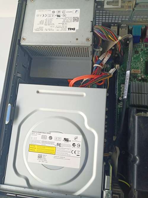 Dell Optiplex 780 desk top computer (used) please read the description.