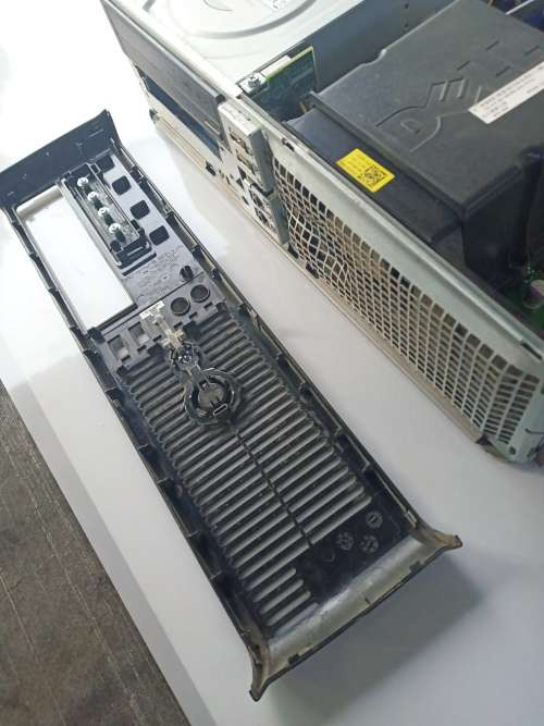 Dell Optiplex 780 desk top computer (used) please read the description.