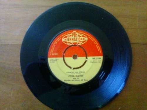 CYRIL DAVIES AND HIS RHYTHM AND BLUES ALL STARS-COUNTRY LINE SPECIAL/CHICAGO CALLING