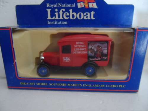 LLEDO CLOSED VAN, ROYAL NATIONAL LIFEBOAT INSTITUTE [M5]