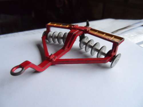 DINKY 322 DISC HARROW,  ORIGINAL MADE IN ENGLAND MODEL  [D24]