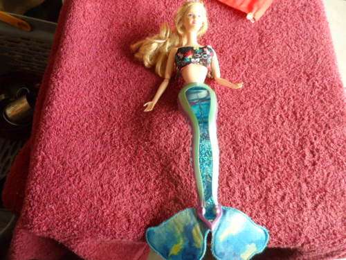 Mattel mermaid beautiful working lights in body