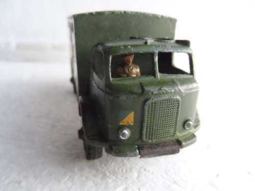 ORIGINAL DINKY 626 MILITARY AMBULANCE   [M25]