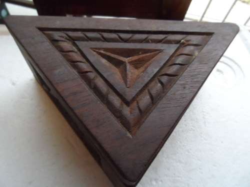 Lovely triangle trinket wooden box