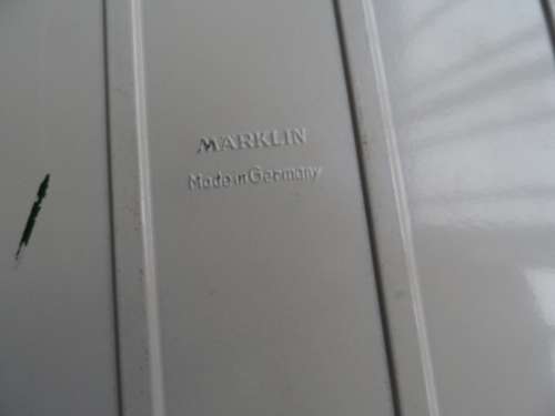 VINTAGE MARKLIN HO METAL TWO STALL ENGINE HOUSE