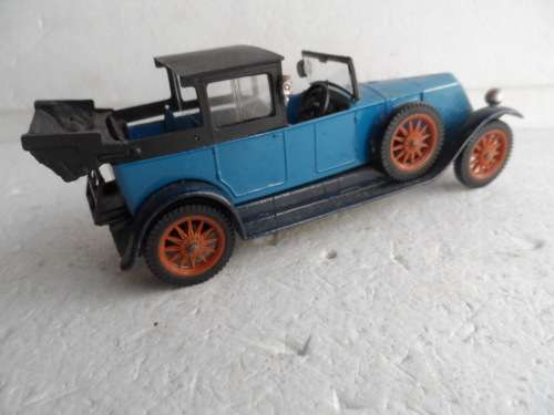 RENAULT 1926 40 CV 1/43  [M31]