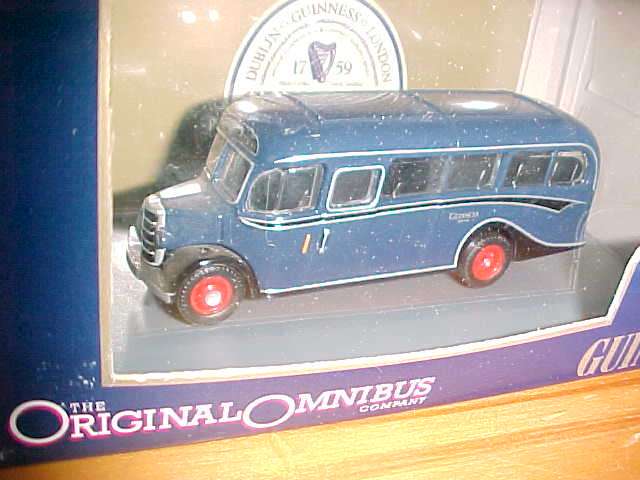 ORIGINAL OMNIBUS BEDFORF OB COACH 'GUINNESS' 42606