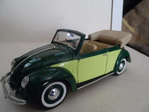MAISTO 1951 VOLKSWAGEN 1/18