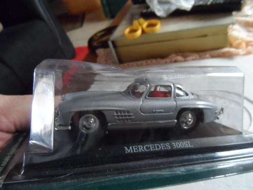 MERCEDES 300SL, DIECAST 1/43 SCALE