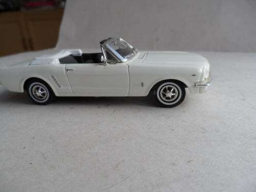 MATCHBOX PLATINUM EDITION 1964 1/2 FORD MUSTANG