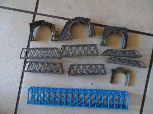 N SCALE CLOSED STEEL BRIDGE, PORTALS, ARNOLD GIRDER BRIDGES